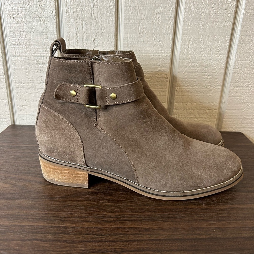 Blondo Luca Waterproof Ankle Booties, size 9.5.